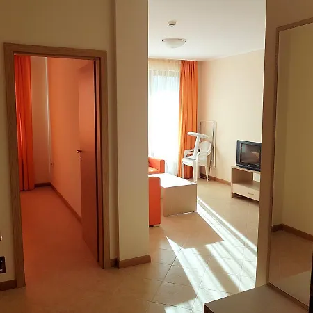 Rent Royal Sun 公寓 阳光海滩