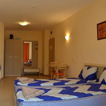 Rent Royal Sun