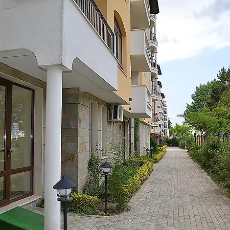 Rent Royal Sun شقة
